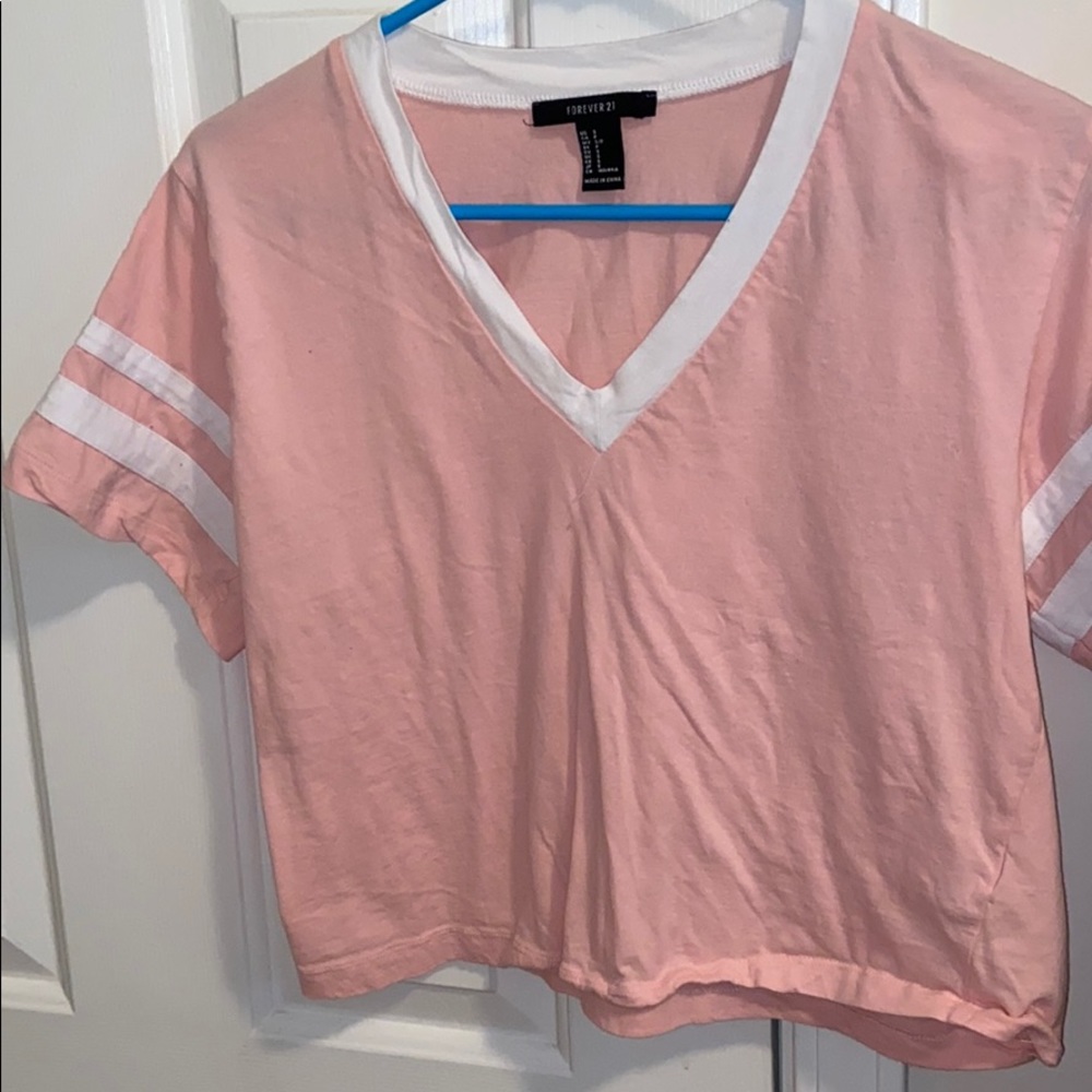 🔥2 -$25🔥 Forever 21  crop tee small NWOT